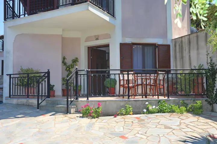 Skopelos Chara'S Lux Apartment Buitenkant foto